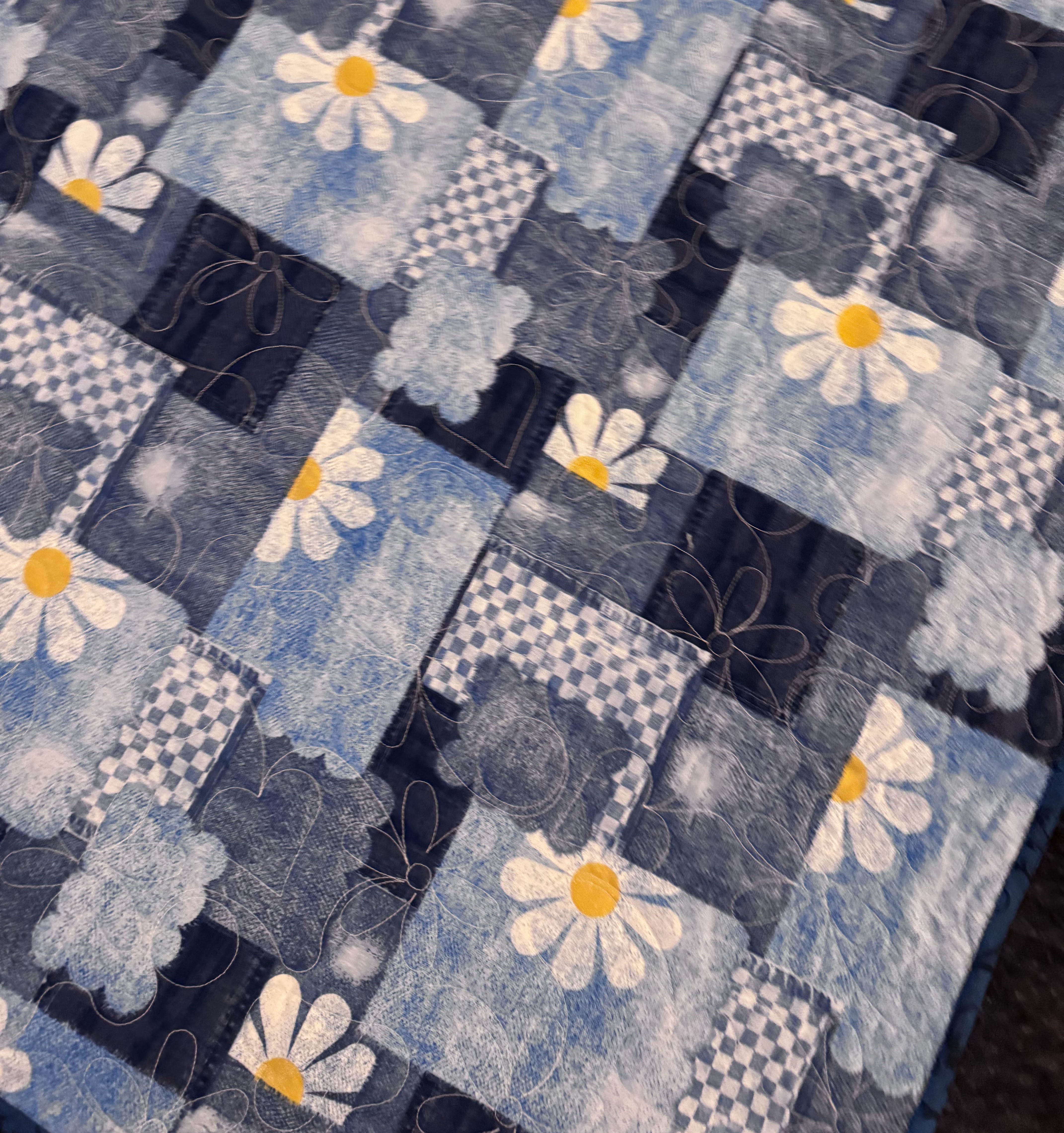 Denim Daisy Dreams Baby Quilt, 33" x 42"